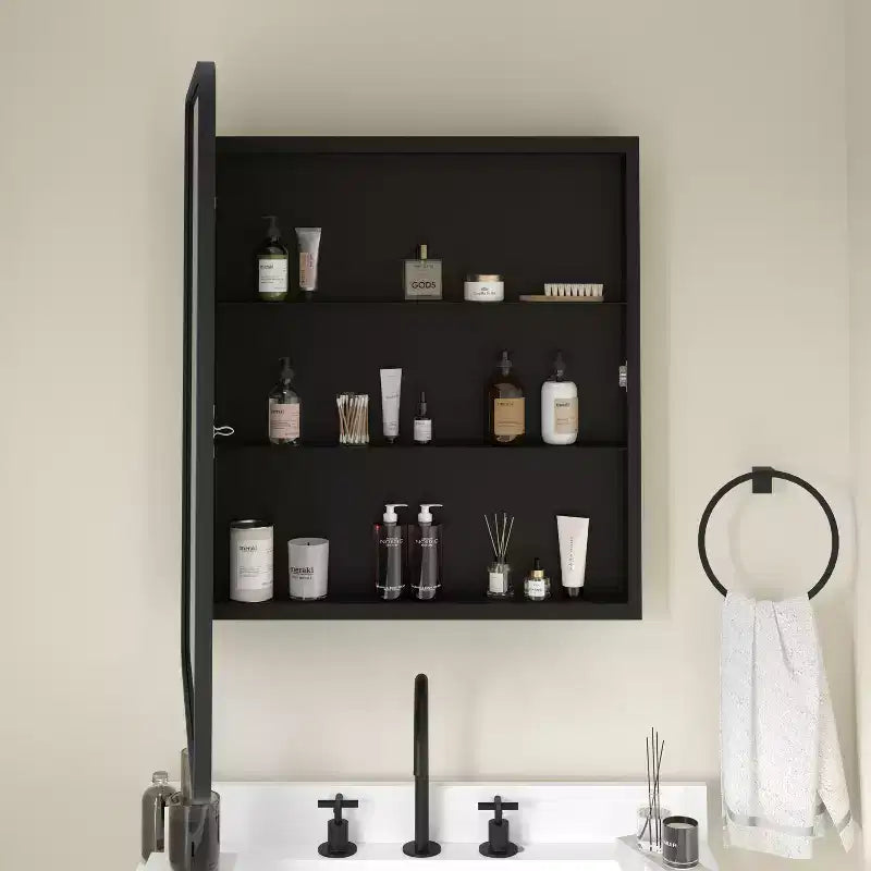 Armoire de toilette Emma et Oliver Jackie à cadre métallique avec design encastré réversible et miroir biseauté et arrondi
