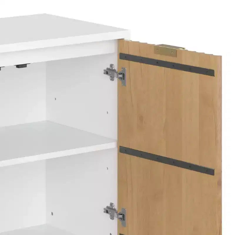 Console Nathan James Jasper en bois cannelé avec portes