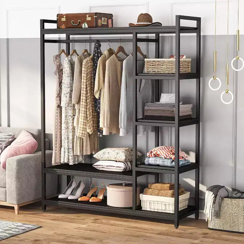 Portant à vêtements robuste Lantine avec étagères en bois