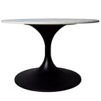 Table basse ronde Verve 27 de LeisureMod - Plateau en pierre frittée et piètement en acier noir moderne, table d'appoint pour salon contemporain