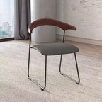 LeisureMod Lyra Series - Lot de 2 chaises de salle à manger modernes rembourrées, assise en cuir avec dossier en hêtre et pieds en fer, pour cuisine moderne, salle à manger, maison, café
