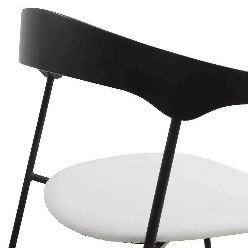 LeisureMod Lyra Series - Lot de 2 chaises de salle à manger modernes rembourrées, assise en cuir avec dossier en hêtre et pieds en fer, pour cuisine moderne, salle à manger, maison, café