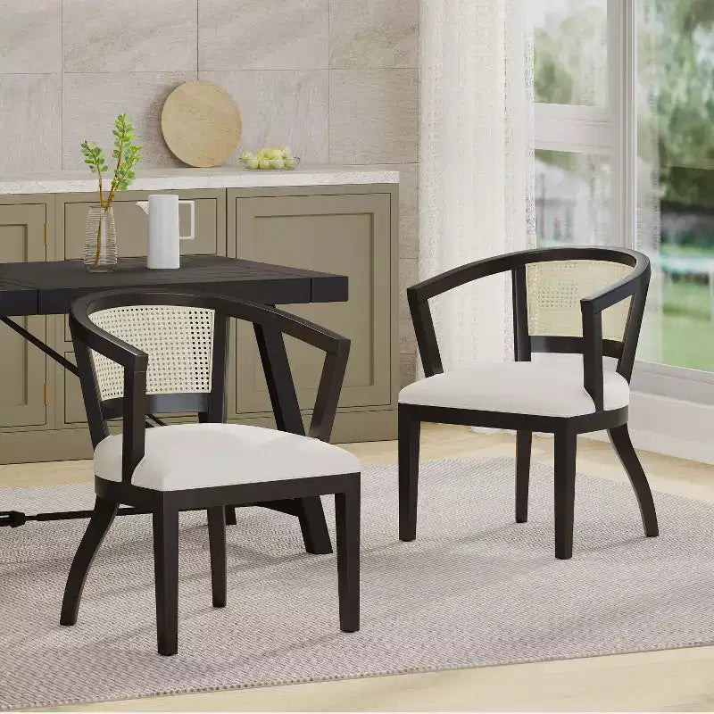 Chaises de salle à manger traditionnelles Christopher Knight Home Delwood en bois d'hévéa et cannage (lot de 2)