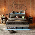 Cadre de lit Bestier Queen avec tête de lit, plateforme à deux lumières LED en métal avec station de recharge et rangement à 2 niveaux, antidérapant, sans bruit