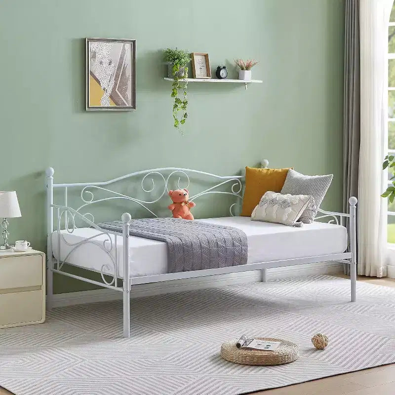 Lit de repos classique VECELO, taille double, avec design épuré, lit-plateforme en métal avec tête de lit, lit de repos pour petits espaces, chambre à coucher/salon/chambre d'amis