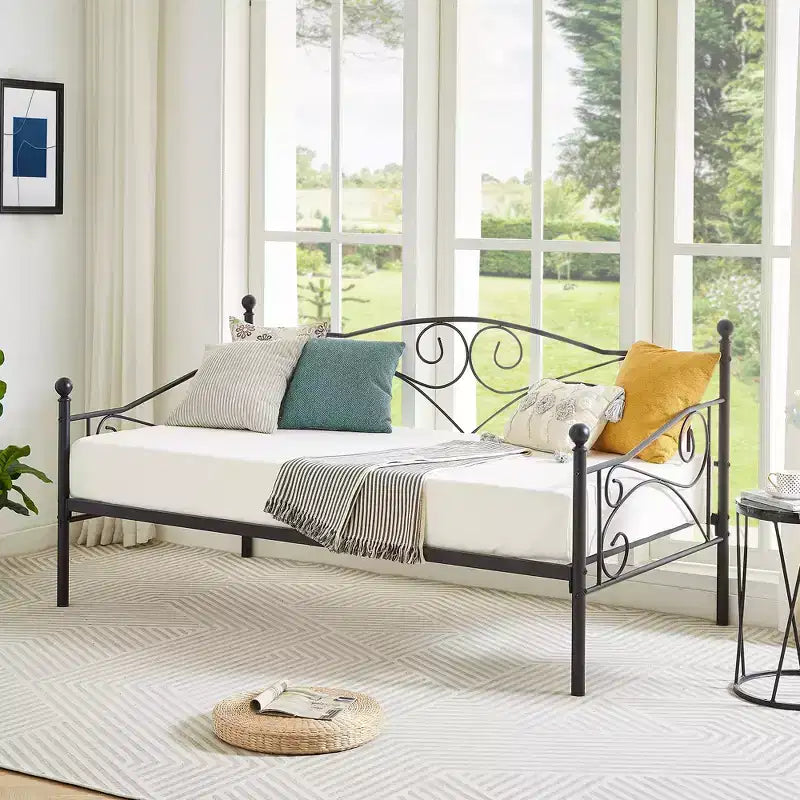 Lit de repos classique VECELO, taille double, avec design épuré, lit-plateforme en métal avec tête de lit, lit de repos pour petits espaces, chambre à coucher/salon/chambre d'amis