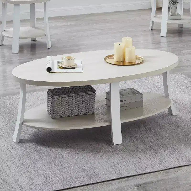 Table basse Anze contemporaine en bois de forme ovale avec étagère