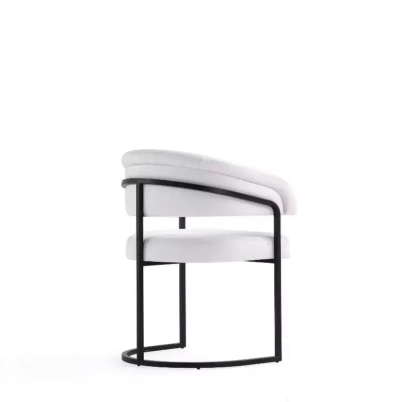 Lot de 6 chaises de salle à manger modernes rembourrées en similicuir Augusta de Manhattan Comfort