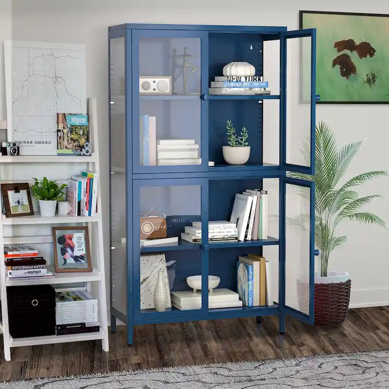 Meuble de rangement à quatre portes vitrées avec étagères et pieds réglables en acier laminé à froid