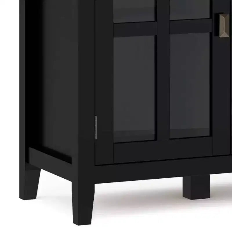 Armoire de rangement à 4 portes Stratford Wide - WyndenHall