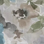 Fauteuil d'appoint traditionnel à accoudoirs roulés Handy Living Janet avec clous en étain et motif floral