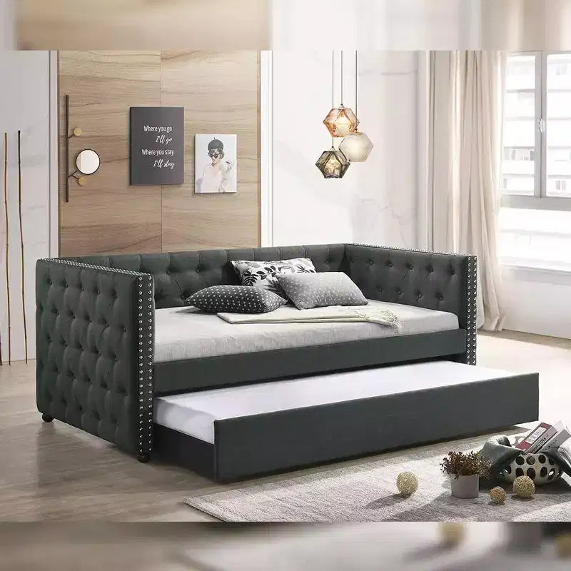 Lit Romona en tissu d'Acme Furniture