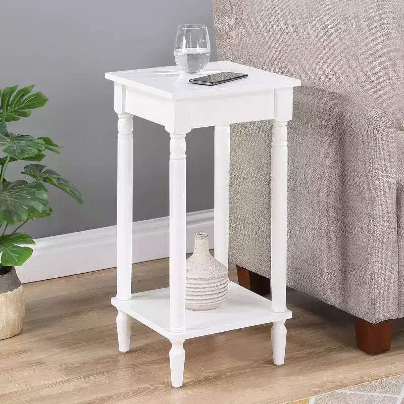 Table d'appoint Kim Breighton Home avec étagère, style campagne française