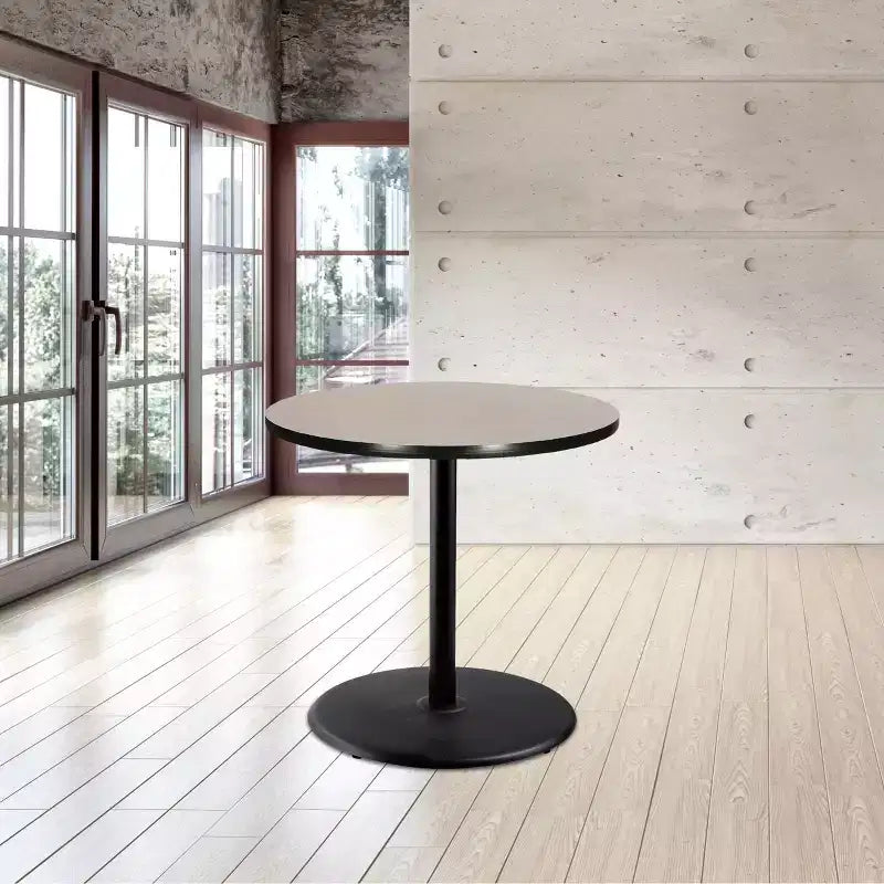 Table à manger ronde 36 po de la collection Bennet de Hampden Furnishings