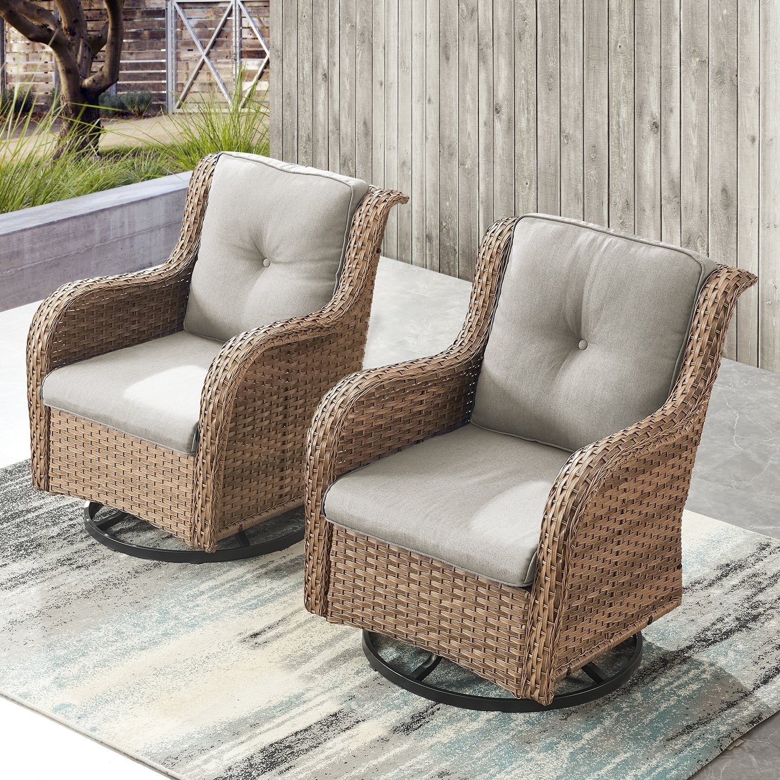 Chaises longues à bascule d'extérieur en osier Gymojoy avec base pivotante (lot de 2)