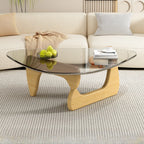 Table basse triangulaire en bois avec plateau en verre