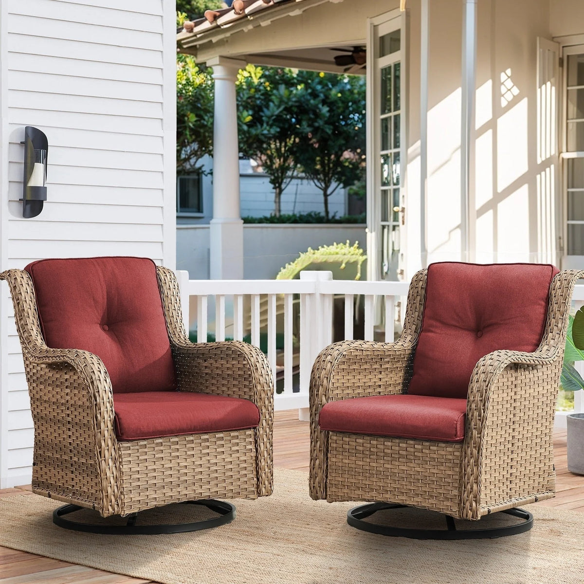 Chaises longues à bascule d'extérieur en osier Gymojoy avec base pivotante (lot de 2)
