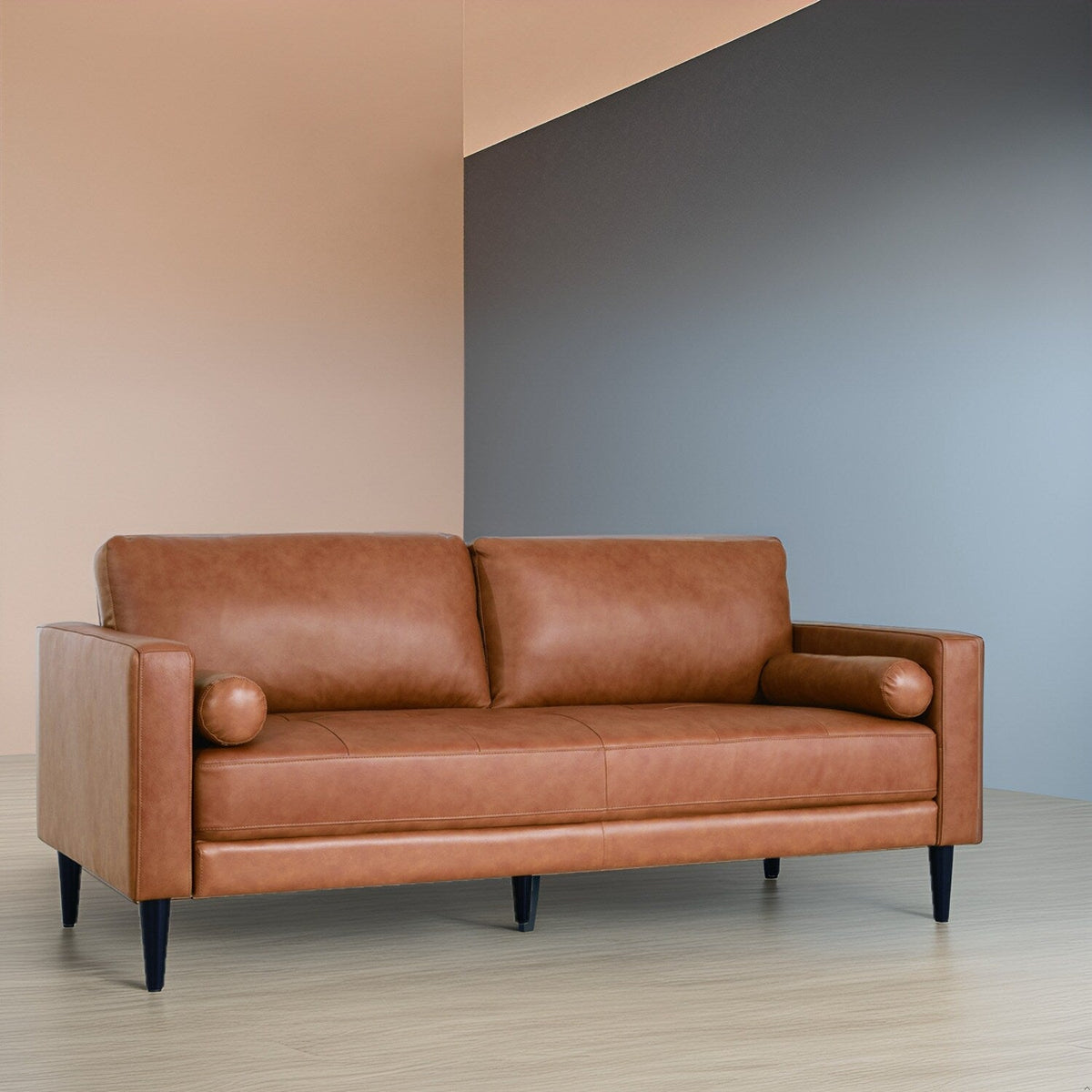 Canapé moderne en cuir véritable avec pieds en bois et coussin traversin supplémentaire