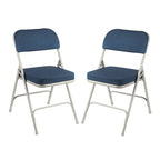 Chaise pliante de luxe matelassée en tissu de la collection Bernadine de Hampden Furnishings, lot de 2