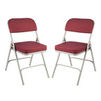 Chaise pliante de luxe matelassée en tissu de la collection Bernadine de Hampden Furnishings, lot de 2