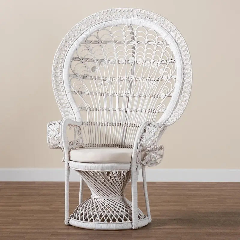 Chaise paon Kallima de style bohème moderne en rotin naturel blanc