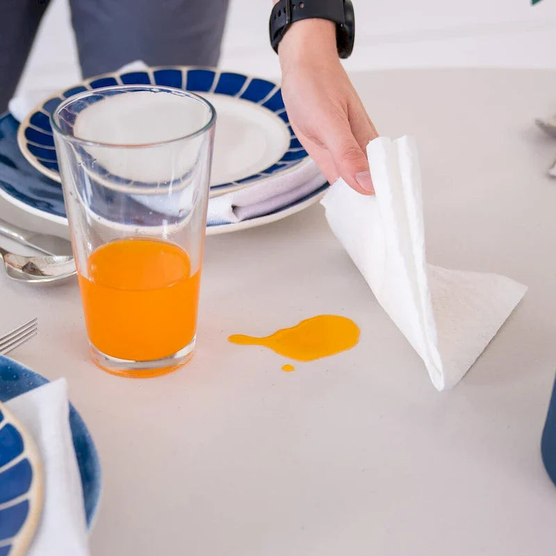 Table ronde pliante Lifetime de 48 pouces, qualité commerciale légère, intérieure/extérieure, blanche