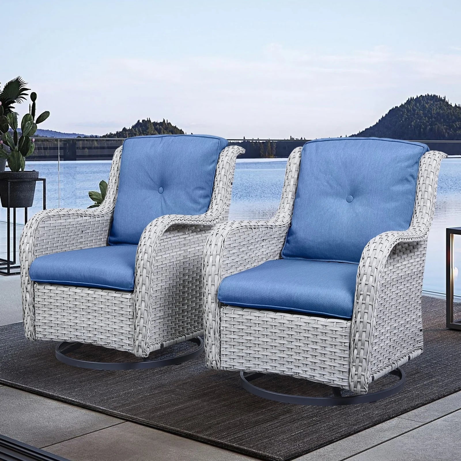 Chaises longues à bascule d'extérieur en osier Gymojoy avec base pivotante (lot de 2)